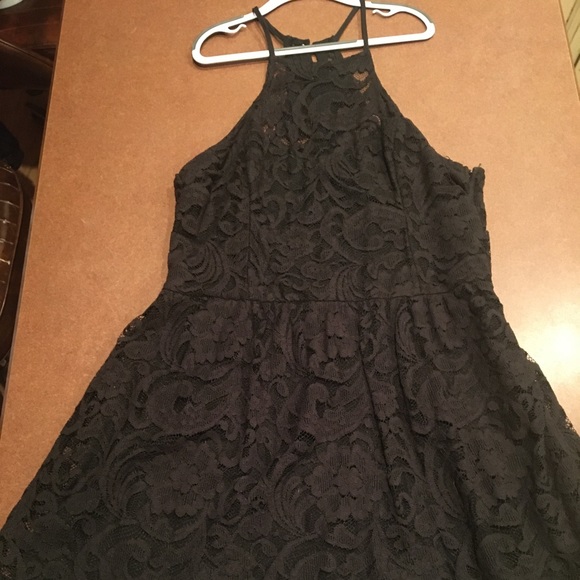 Hollister Dress - Picture 2 of 3